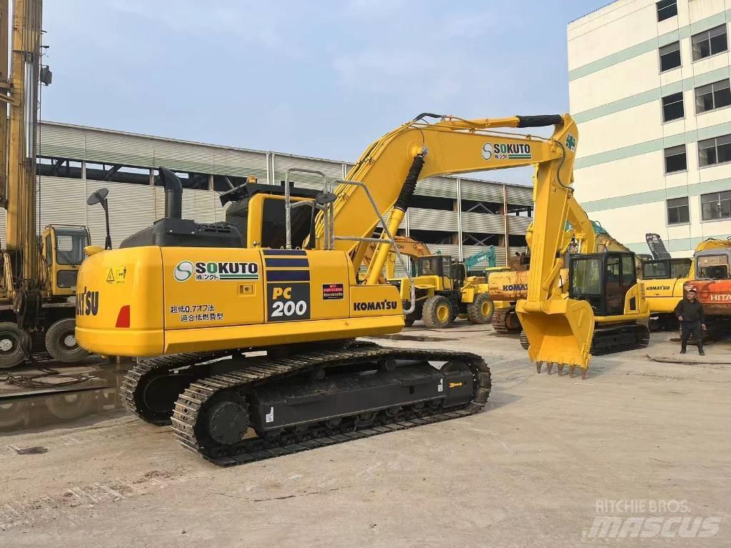 Komatsu PC 200-8N1 Гусеничные экскаваторы