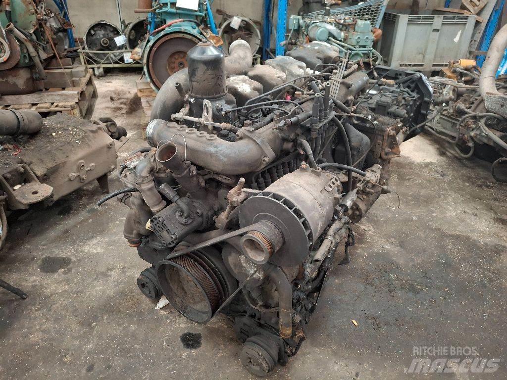 Renault 6 CILINDER Двигатели