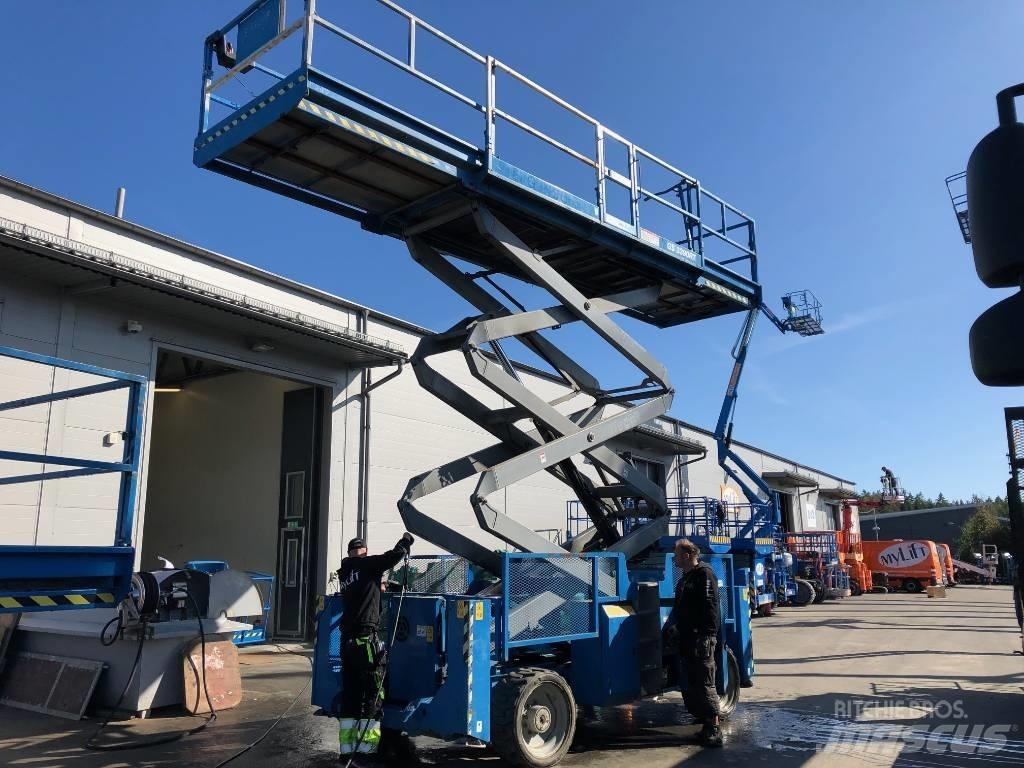Genie GS 3390 RT Ножничные подъемники