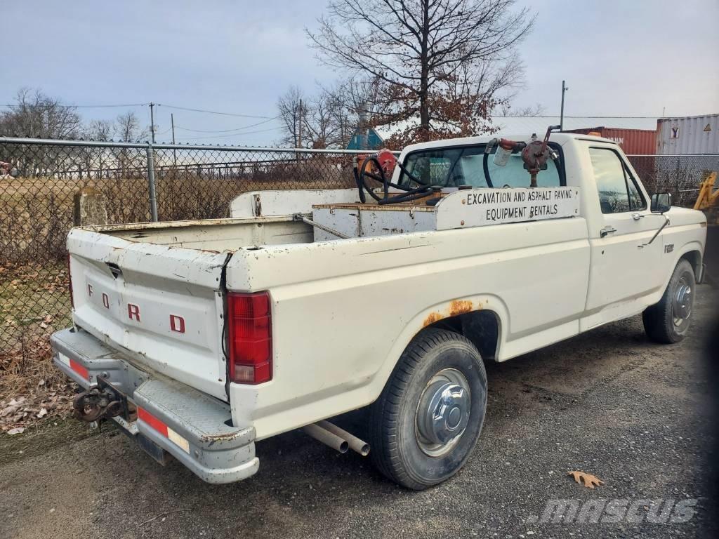 Ford F 250 Комбинированные дорожные машины