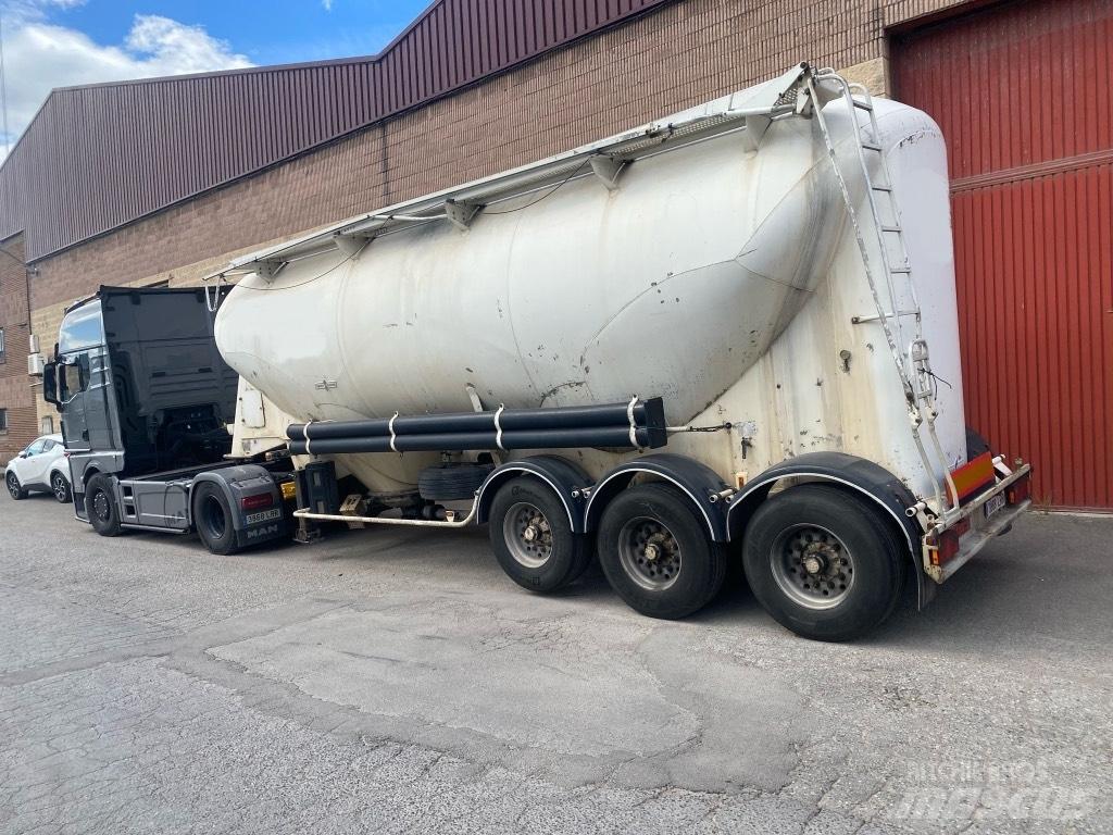 Spitzer SF2439PI Полуприцепы-Цистерны