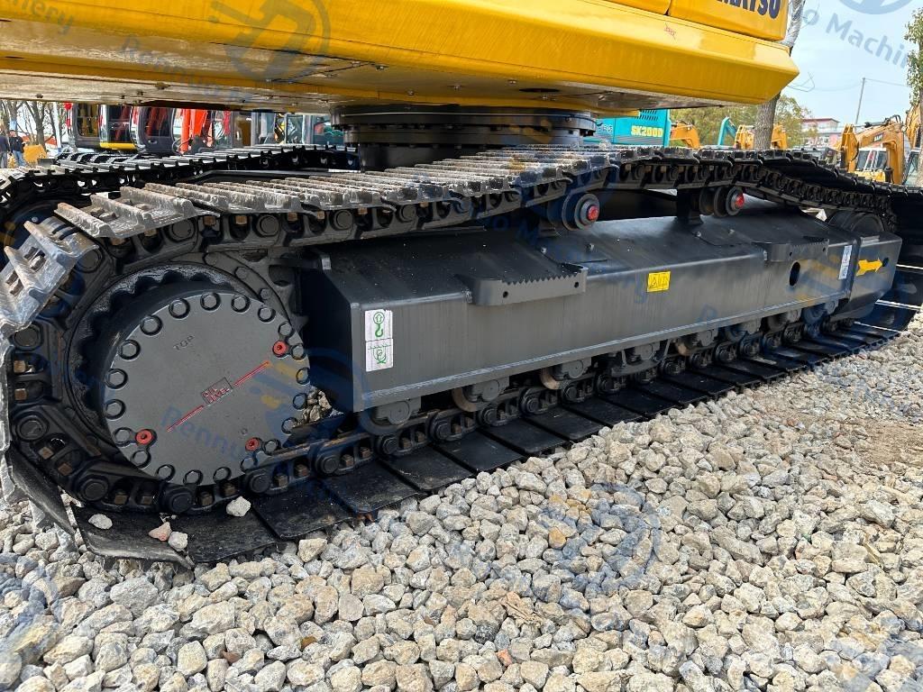 Komatsu PC 220-8 Гусеничные экскаваторы