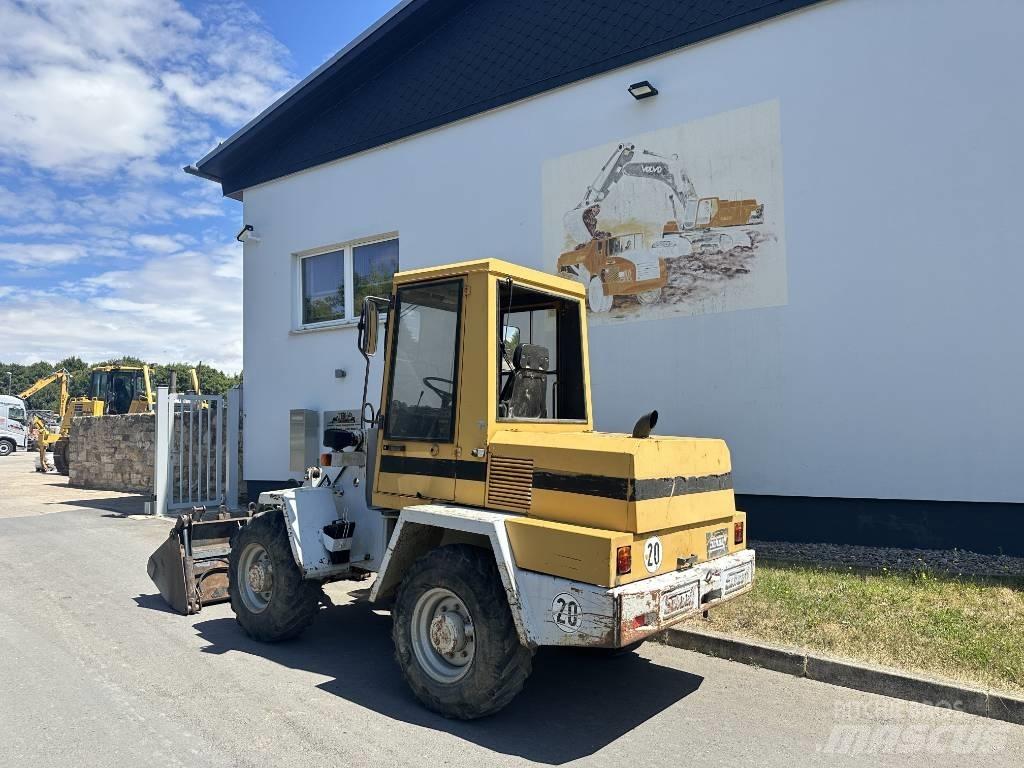 Schaeff SKL 832 Фронтальные погрузчики