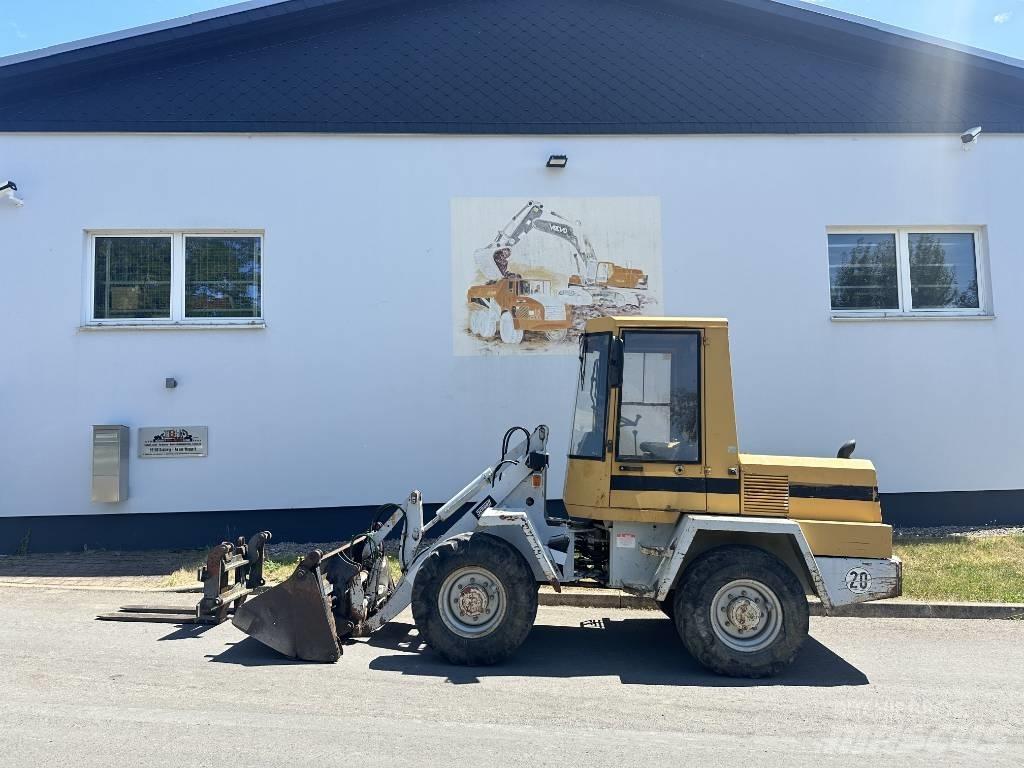 Schaeff SKL 832 Фронтальные погрузчики