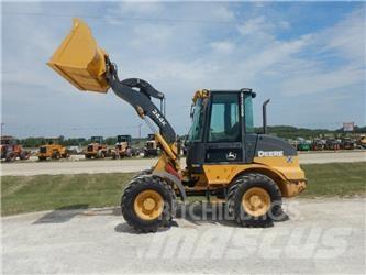 John Deere 244K Фронтальные погрузчики