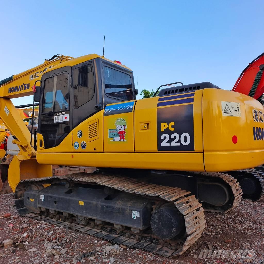 Komatsu PC 220-7 Гусеничные экскаваторы