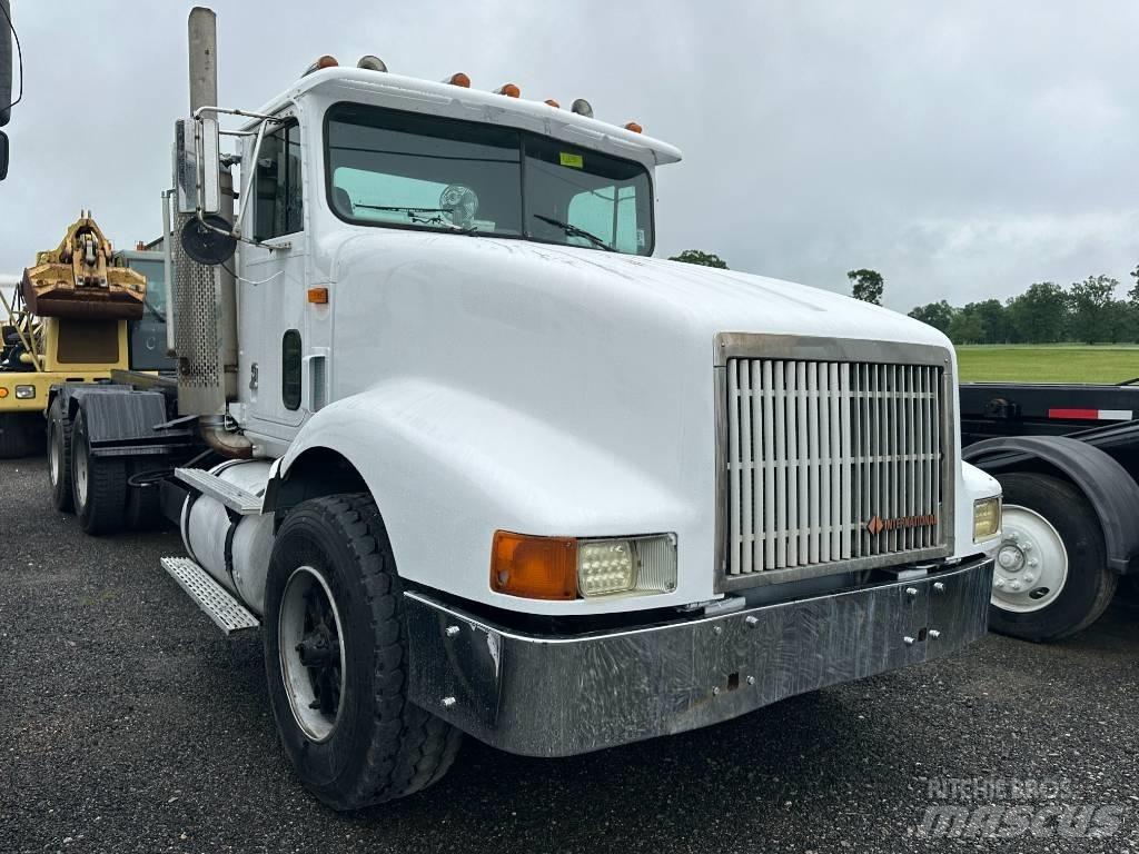 International 9400 Мусоровозы