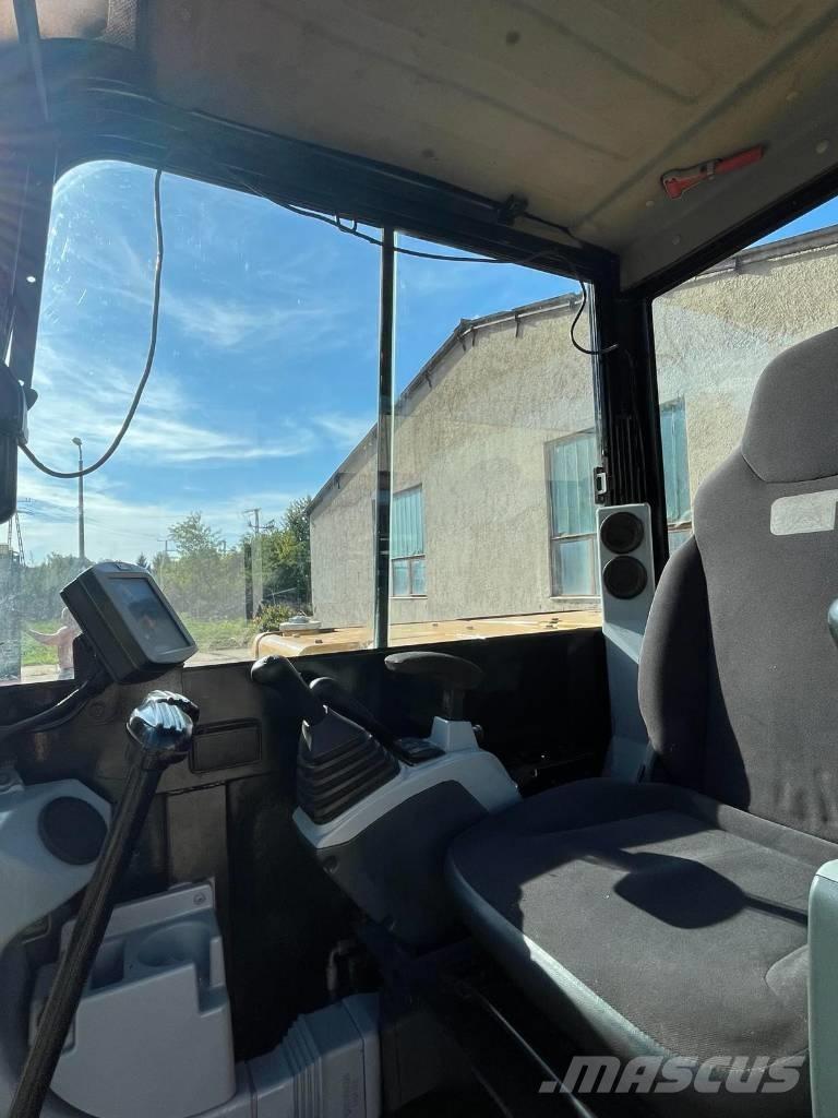 CAT 305.5 E 2 Мини-экскаваторы