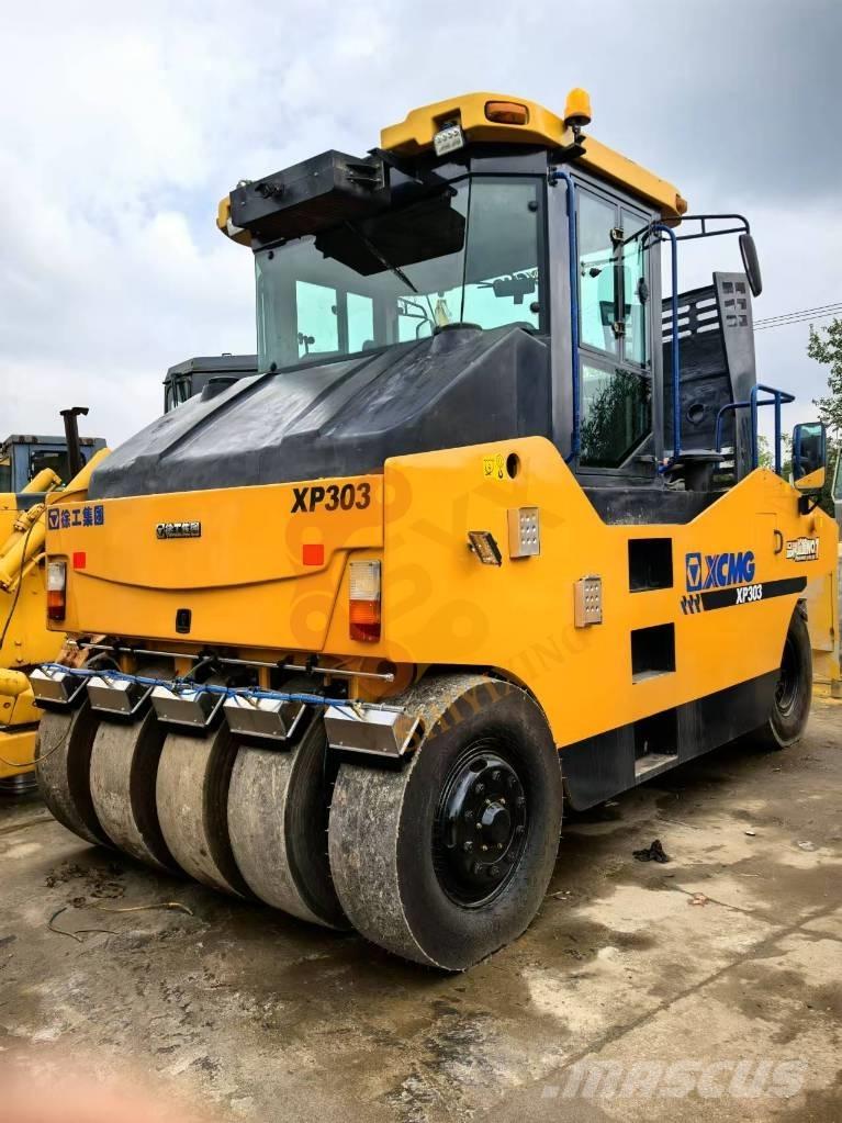 XCMG XP 303 Комбинированные катки