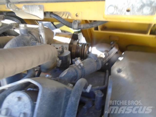 Komatsu PC78US-10 Гусеничные экскаваторы