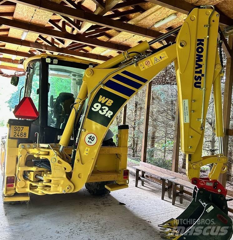 Komatsu WB 93 R 8E0 Экскаваторы-погрузчики