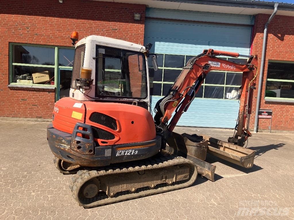 Kubota KX121-3 Мини-экскаваторы