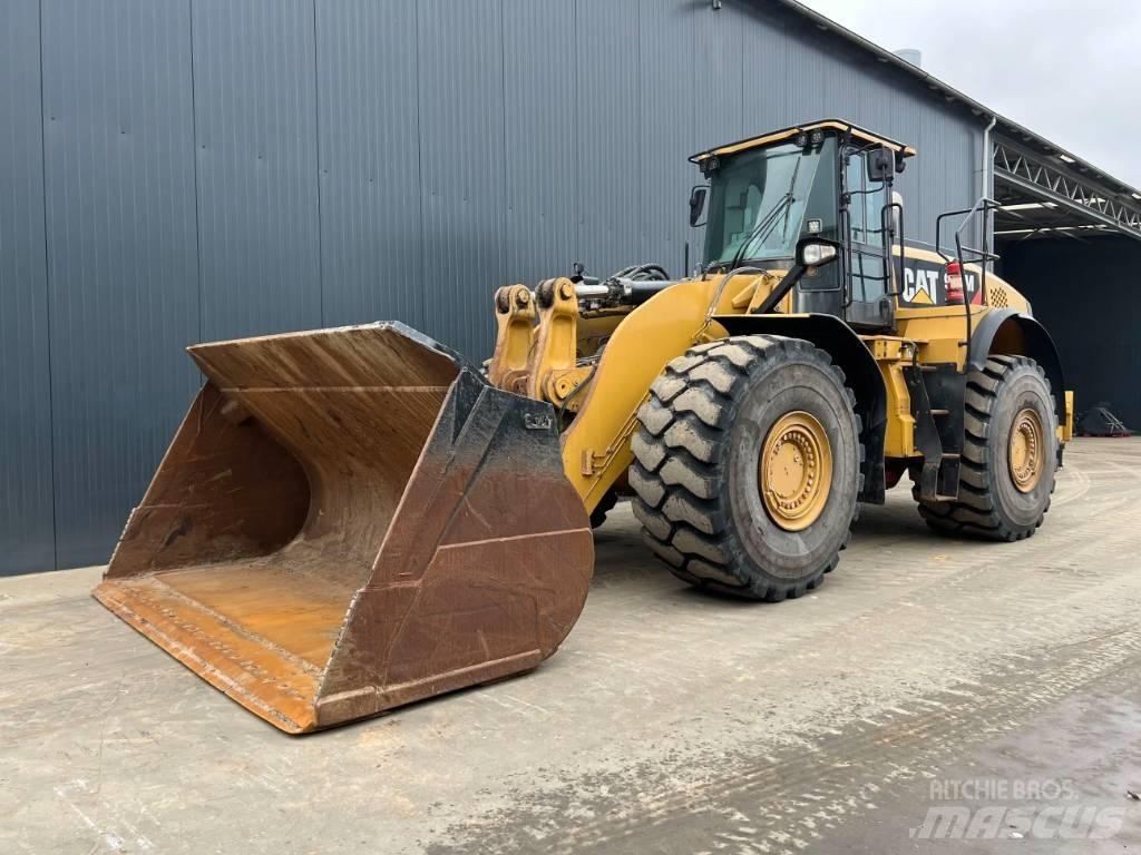 CAT 980M Фронтальные погрузчики