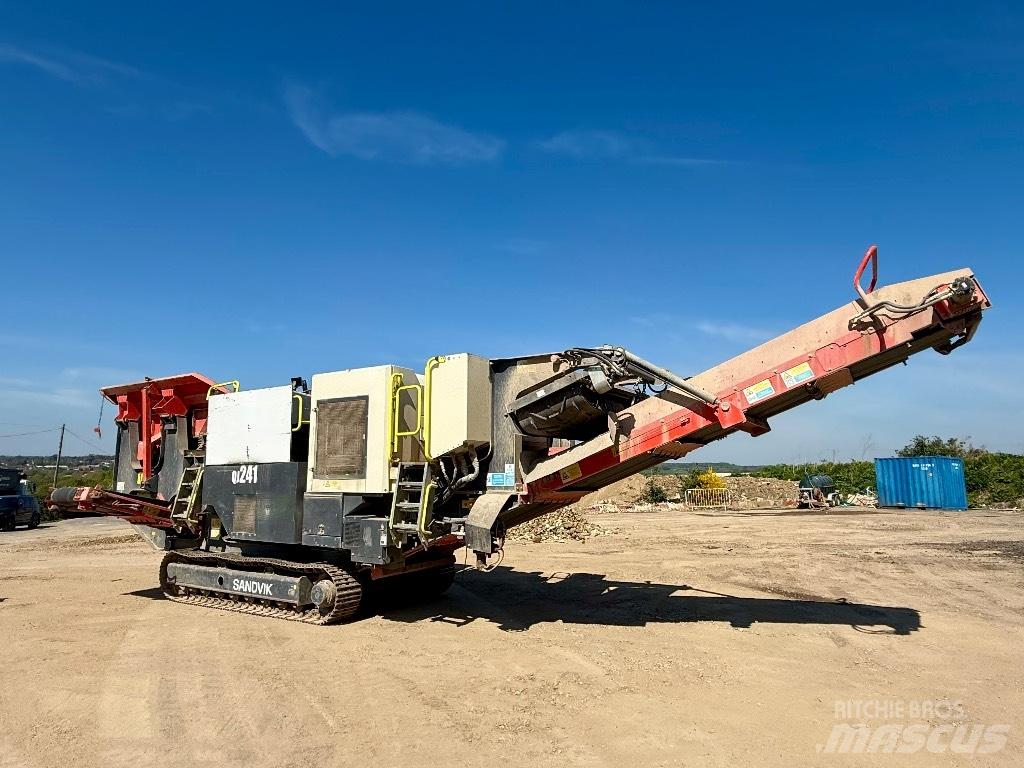 Sandvik QJ 241 Мобильные дробилки
