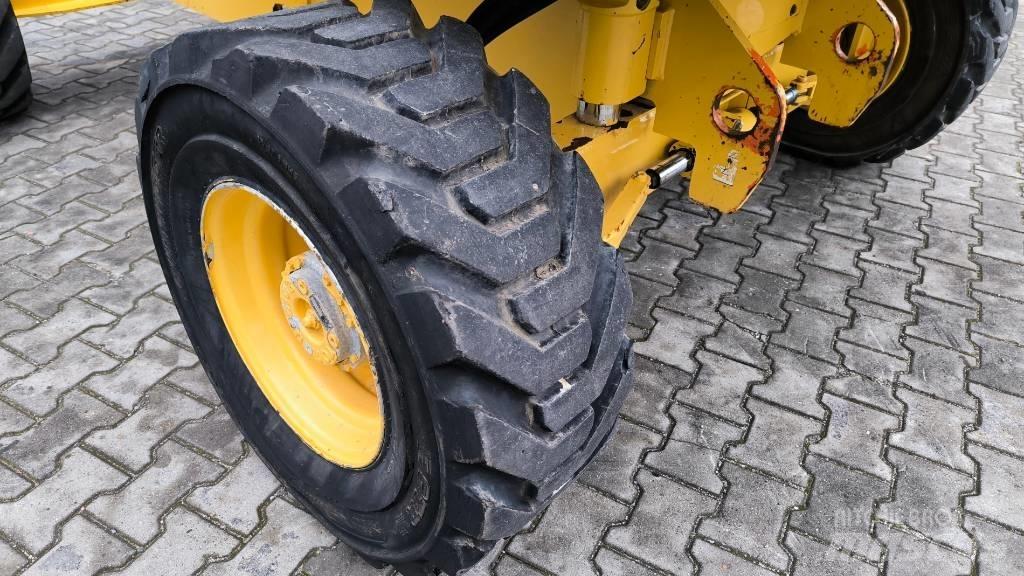 JLG 460 SJ Телескопические подъемники