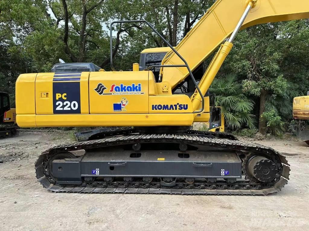 Komatsu PC220-8 Гусеничные экскаваторы