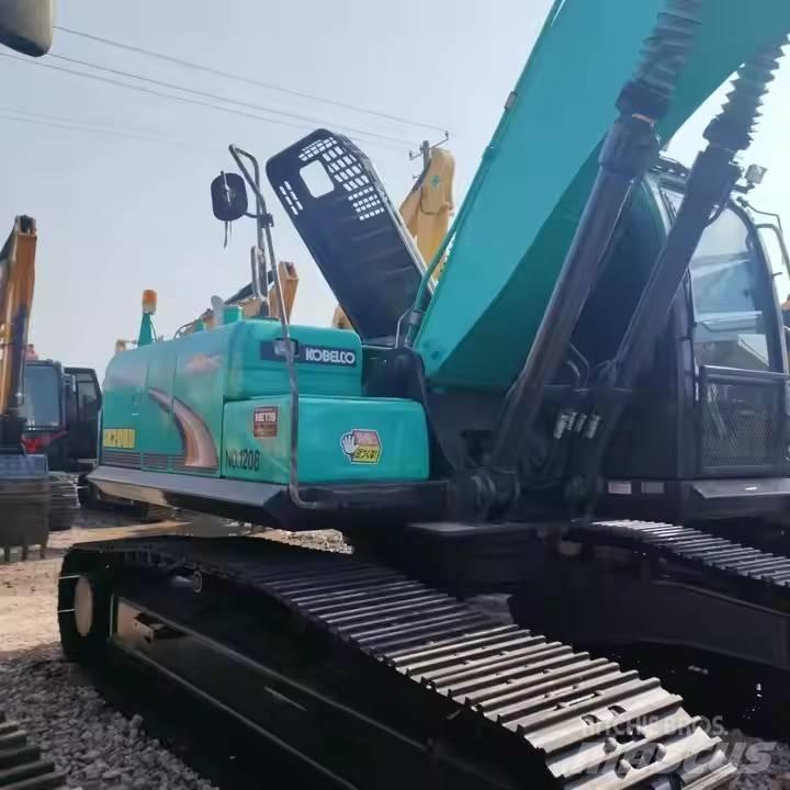 Kobelco SK200D Гусеничные экскаваторы