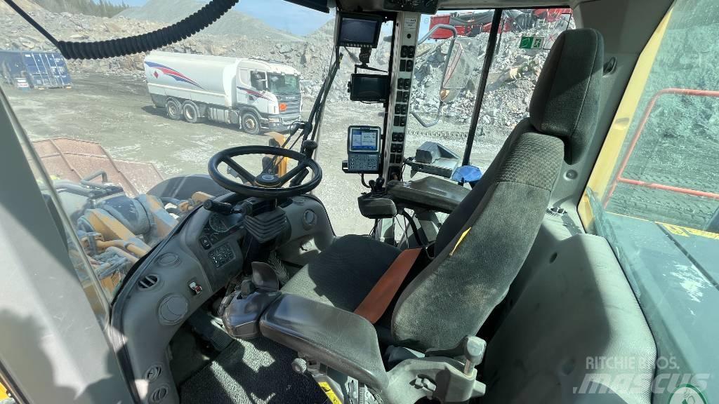 Volvo L 260 H Фронтальные погрузчики