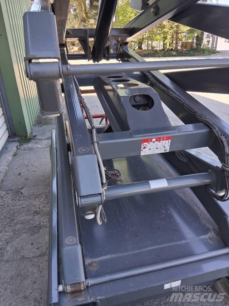 SkyJack SJ III 4626 Ножничные подъемники
