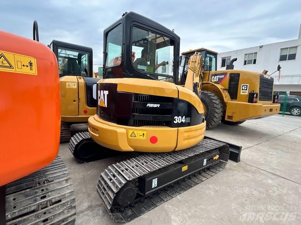 CAT 304 Гусеничные экскаваторы