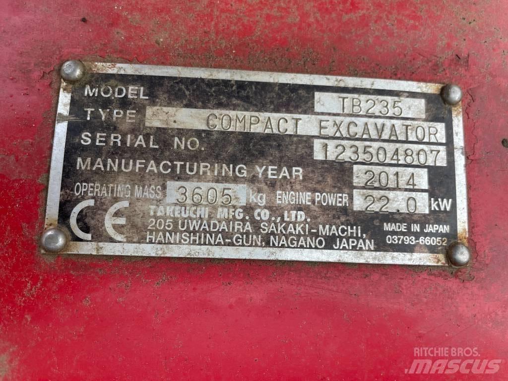 Takeuchi TB 235 Мини-экскаваторы
