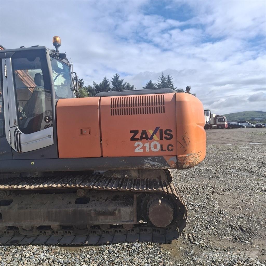 Hitachi ZX 210 LC-3 Гусеничные экскаваторы