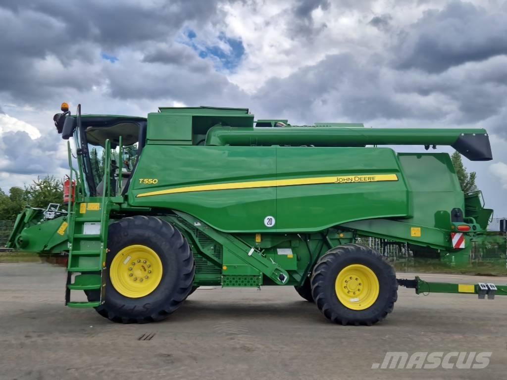 John Deere T 550 Зерноуборочные комбайны