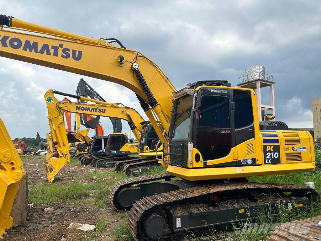 Komatsu PC 210-8 Гусеничные экскаваторы