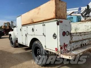 Ford F600 Комбинированные дорожные машины