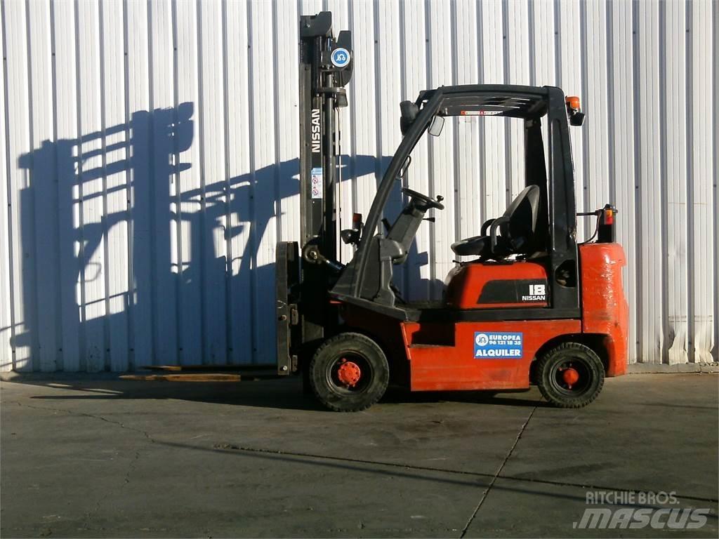 Nissan FD01A18Q Дизельные погрузчики