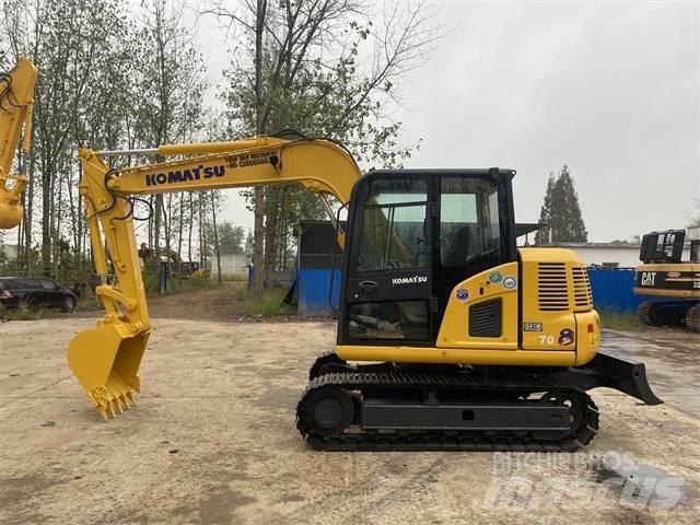 Komatsu PC70-8 Гусеничные экскаваторы