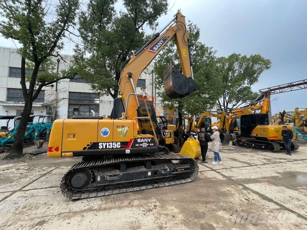Sany SY 215 C Гусеничные экскаваторы