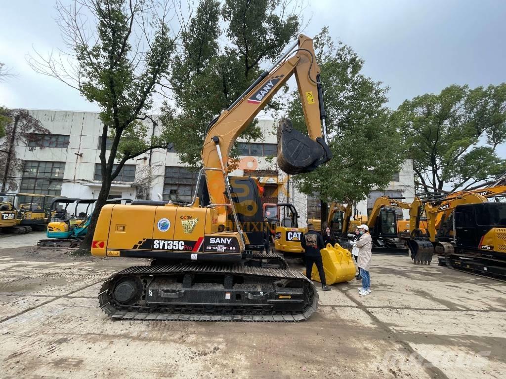 Sany SY 215 C Гусеничные экскаваторы