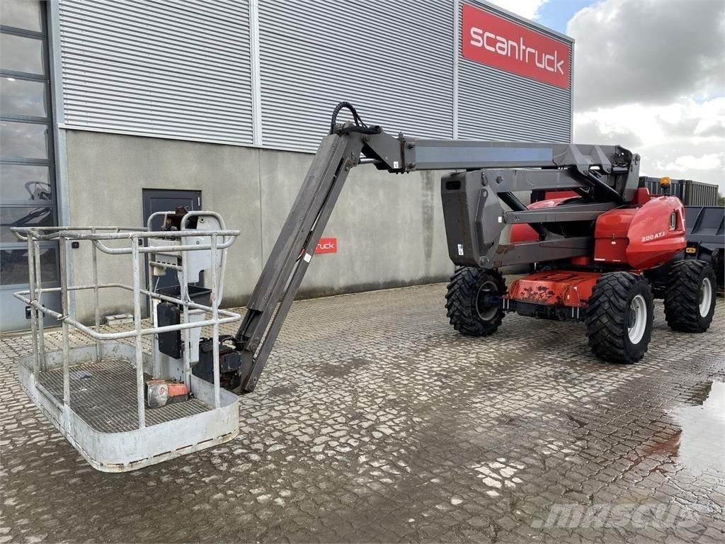 Manitou 200ATJ RC Коленчатые подъемники