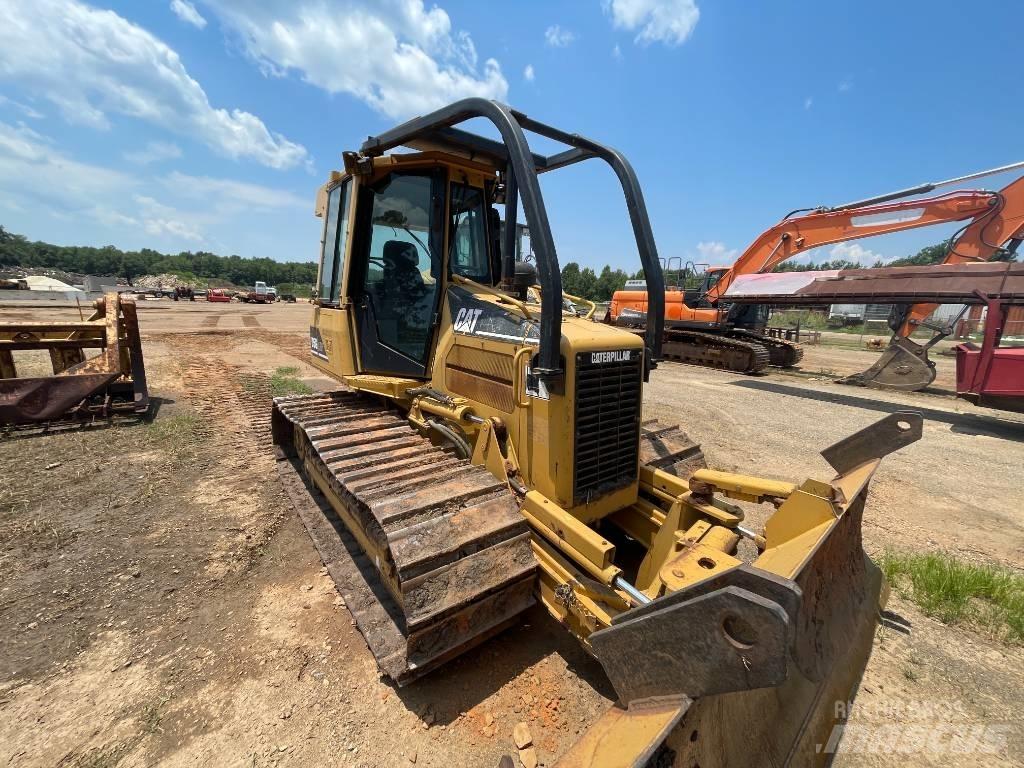 CAT D 5 LGP Гусеничные бульдозеры