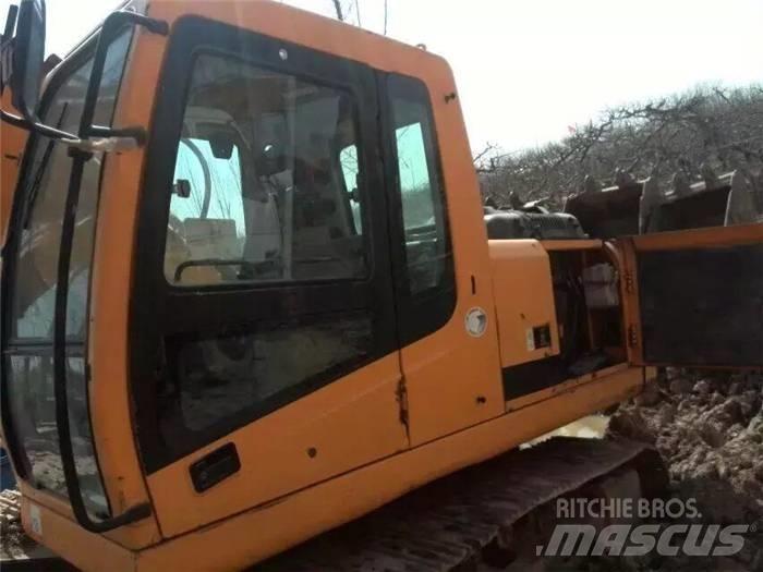 Hyundai R220LC-7 Гусеничные экскаваторы