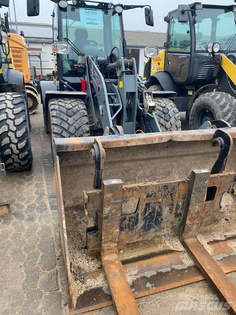 GiANT V 761 T Малые погрузчики