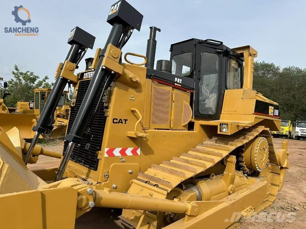 CAT D 8 R Гусеничные бульдозеры