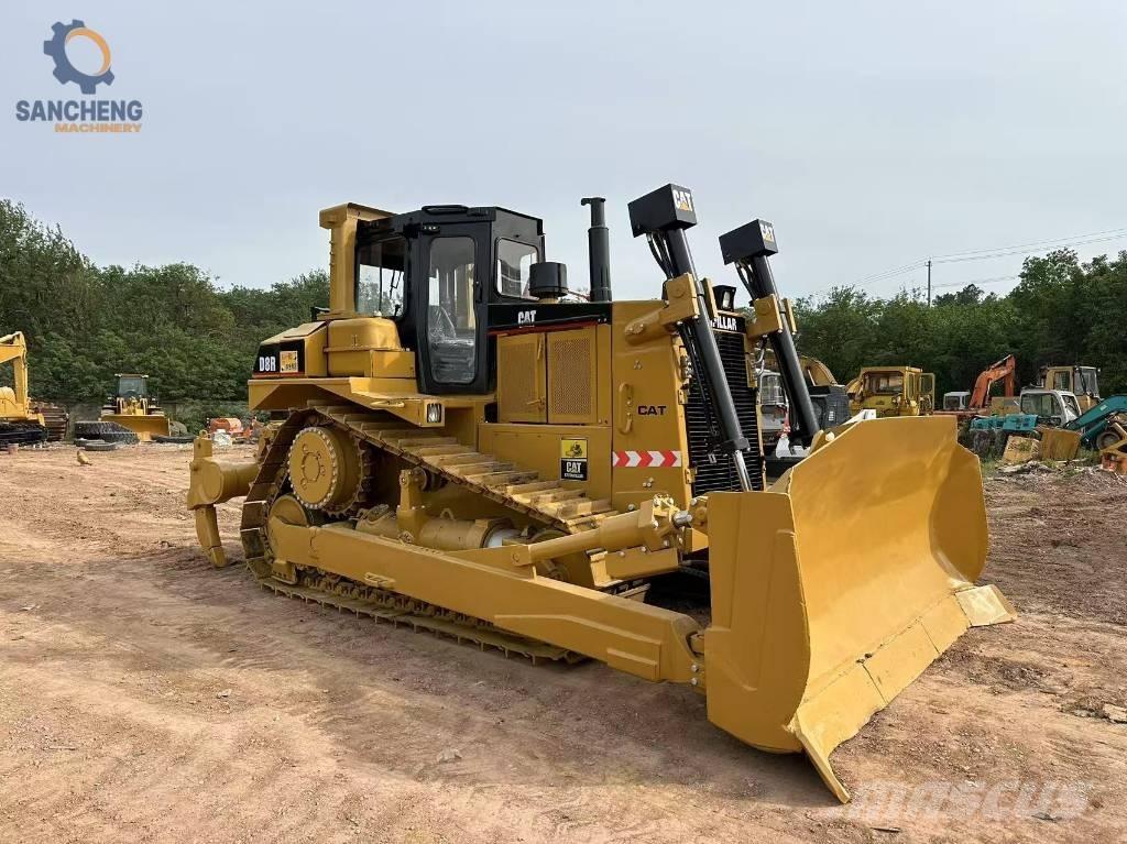 CAT D 8 R Гусеничные бульдозеры