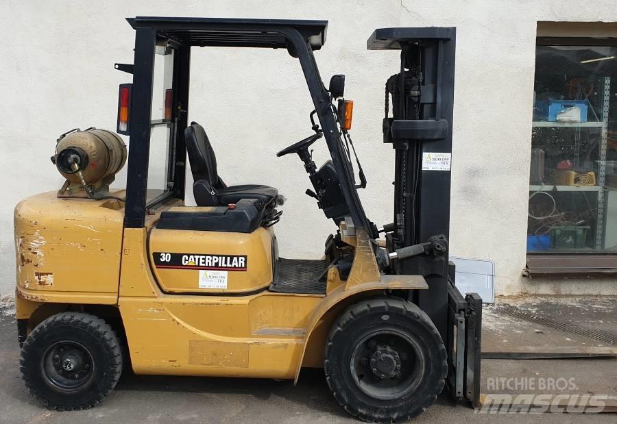 CAT GP 30 Газовые погрузчики