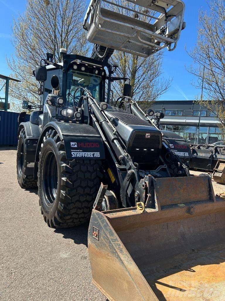 Huddig 1260 D Экскаваторы-погрузчики