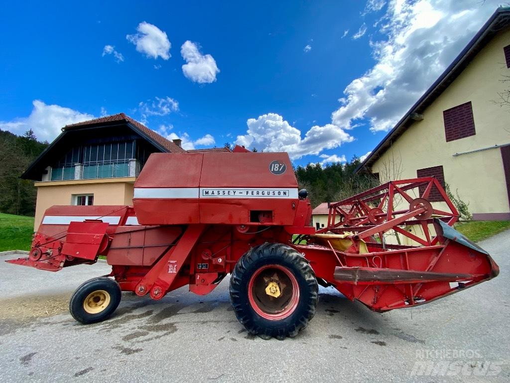 Massey Ferguson 187 Зерноуборочные комбайны