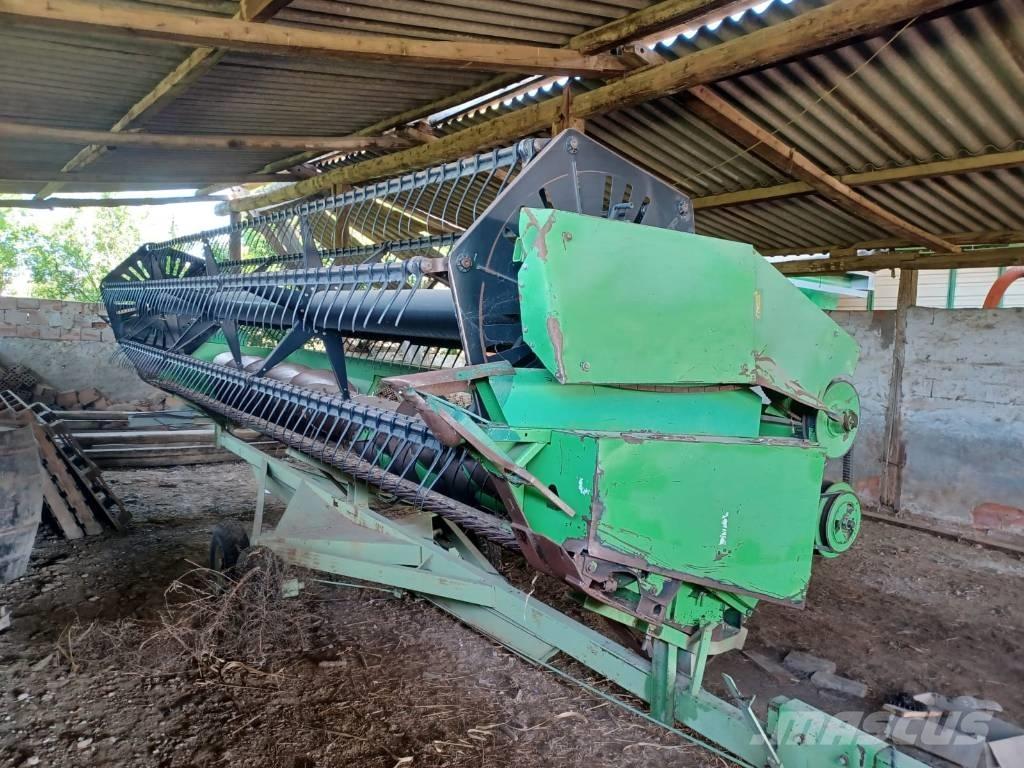 Deutz-Fahr 4075 H Зерноуборочные комбайны