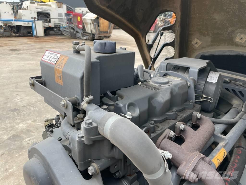 Hamm HD 12 VV Катки тротуарные