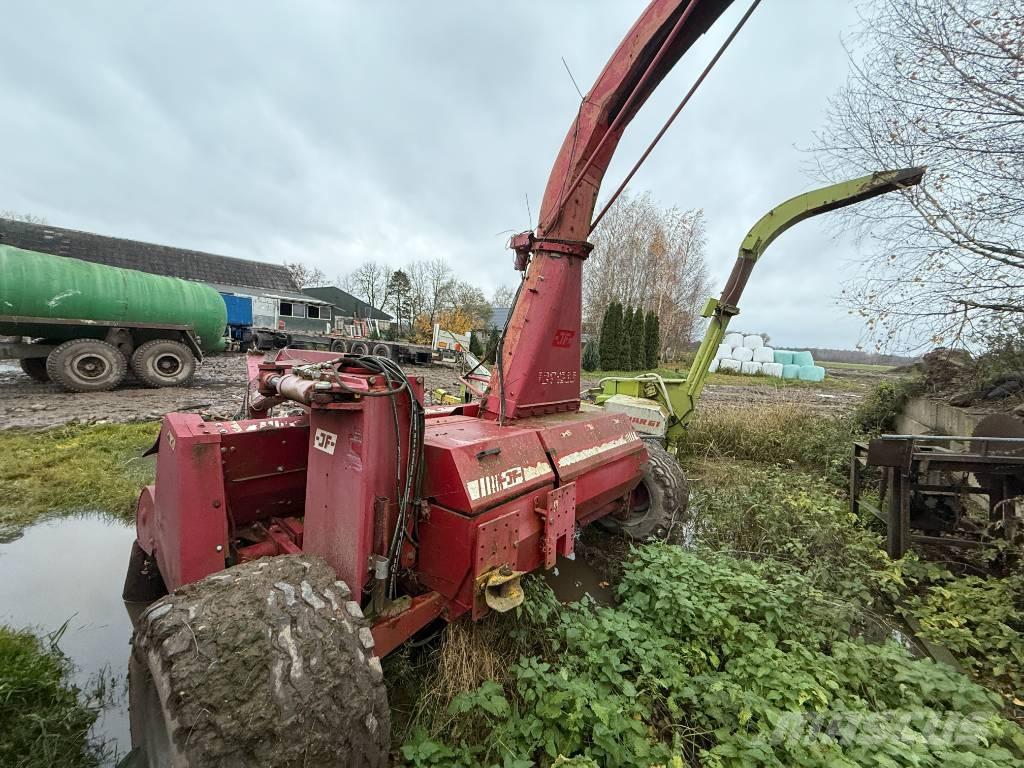 JF FCT 1350 Прицепные кормоуборочные комбайны