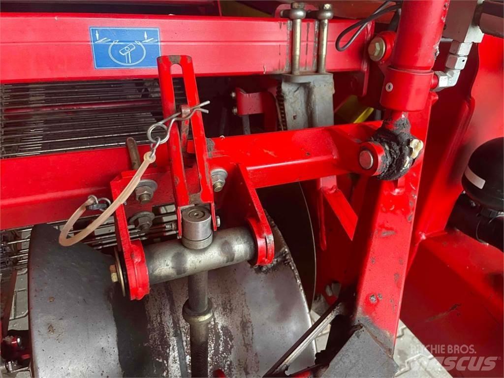 Grimme SE 150-60 Комбайны для уборки лука
