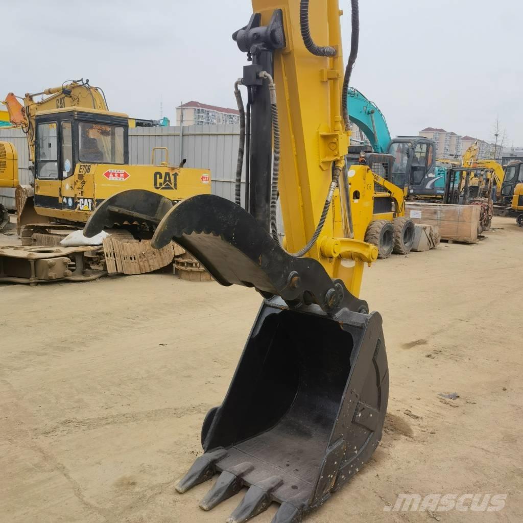 Komatsu PC78US Малые экскаваторы 7т-12т