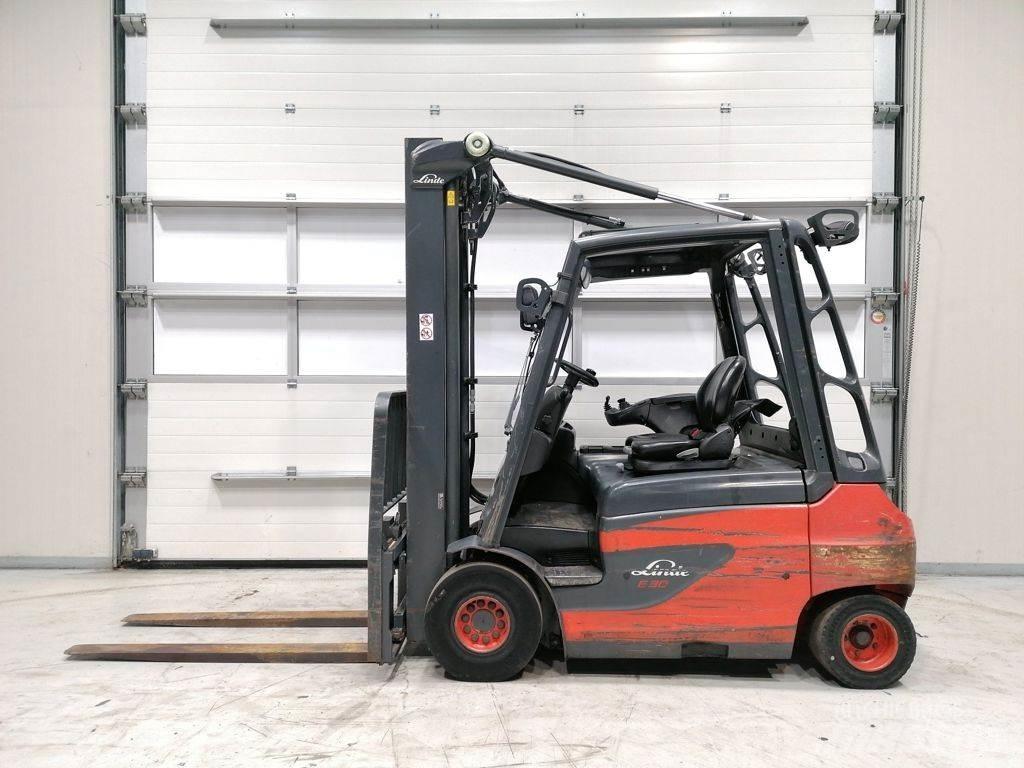 Linde E30-01 Электропогрузчики