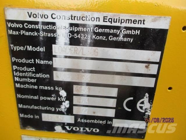Volvo L 30 Фронтальные погрузчики