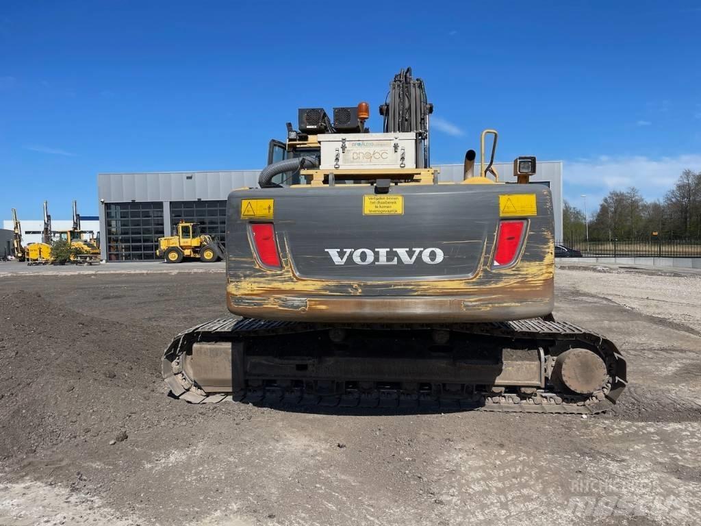 Volvo EC 210 C L Гусеничные экскаваторы